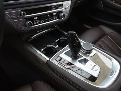 BMW 7 Series 740Li Premier Luxury Package - ფოტო 9