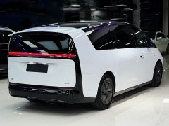 Li Auto Li Xiang MEGA 2024 Ultra - ფოტო 16