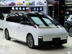 Li Auto Li Xiang MEGA 2024 Ultra - ფოტო 3