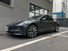Tesla Model 3 2023 Rear-Wheel Drive - ფოტო 1
