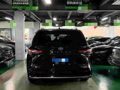 Toyota Sienna 2021 2.5L Hybrid Platinum Edition - ფოტო 4