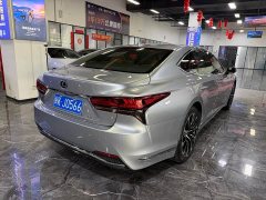 Lexus LS 500h Executive - ფოტო 11