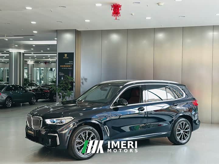 BMW X5 xDrive 30Li Luxury M Sport Package