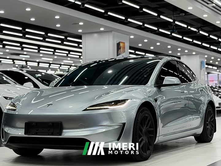 Tesla Model 3 Rear-Wheel Drive