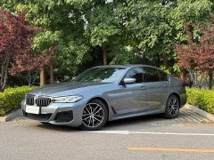 BMW 5 Series (Imported) 525i M Sport Package - ფოტო 1