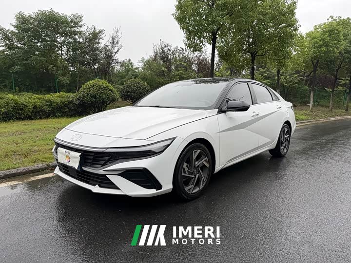 Hyundai Elantra 2023 1.5L CVT Luxury - ავტომობილი ჩინეთიდან