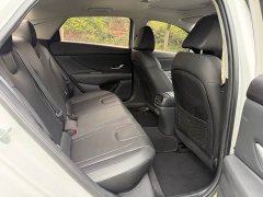 Hyundai Elantra 2023 1.5L CVT Luxury - ფოტო 6