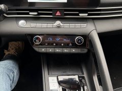 Hyundai Elantra 2023 1.5L CVT Luxury - ფოტო 8