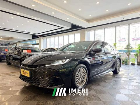 2025 Toyota Camry Hybrid 2.0L HGVP Luxury