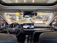 Toyota Camry 2024 Hybrid 2.0L HGVP Luxury - ფოტო 19