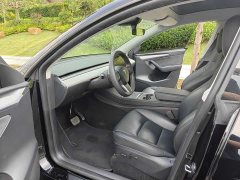Tesla Model Y Rear-Wheel Drive - ფოტო 4