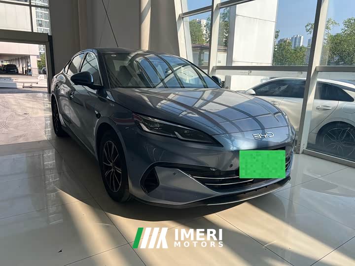 BYD Dolphin 06 DM-i Smart Drive 120KM Deluxe - ავტომობილი ჩინეთიდან