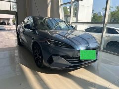 BYD Dolphin 06 DM-i Smart Drive 120KM Deluxe - ფოტო 1