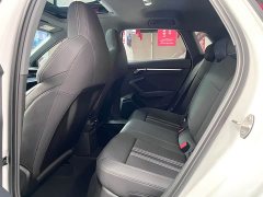 Audi A3 Facelift Sportback 35 TFSI Fashion Sport - ფოტო 9