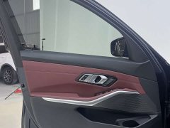 BMW 3 Series 320Li M Sport Package - ფოტო 16