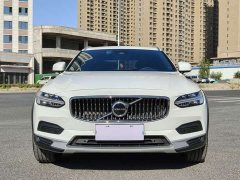 Volvo V90 Cross Country B5 AWD Plus - ფოტო 2