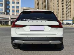 Volvo V90 Cross Country B5 AWD Plus - ფოტო 8