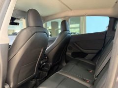 Tesla Model Y Long Range All-Wheel Drive - ფოტო 14