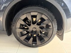 Tesla Model Y Long Range All-Wheel Drive - ფოტო 15