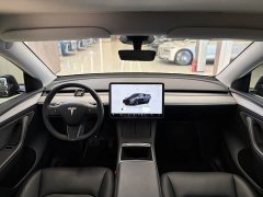 Tesla Model Y Long Range All-Wheel Drive - ფოტო 6