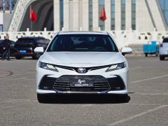 Toyota Camry 2.0G Luxury Edition - ფოტო 2