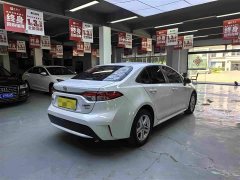 Toyota Corolla 1.8L CVT Luxury - ფოტო 8