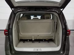 Buick GL8 Land Business Class Comfort Edition - ფოტო 16