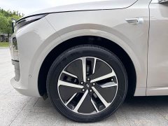 Li Auto L6 Pro - ფოტო 10