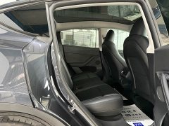 Tesla Model Y Rear-Wheel Drive - ფოტო 6