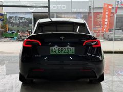Tesla Model Y Rear-Wheel Drive - ფოტო 12