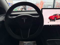 Tesla Model Y Rear-Wheel Drive - ფოტო 5