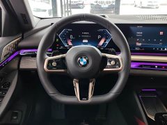 BMW 5 Series 530Li Luxury M Sport Package - ფოტო 12