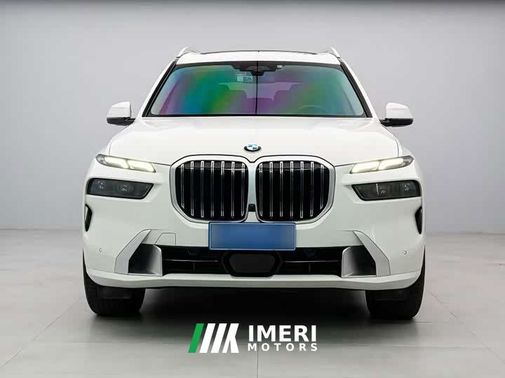 BMW X7 xDrive40i Premier Luxury Package