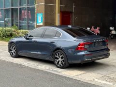 Volvo S60 B4 Smart Luxury Edition - ფოტო 4