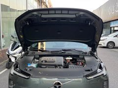 Volvo XC70 Plug-in Hybrid 2026 All-Wheel Drive Extended Range Ultra - ფოტო 14