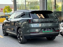 Volvo XC70 Plug-in Hybrid 2026 All-Wheel Drive Extended Range Ultra - ფოტო 3