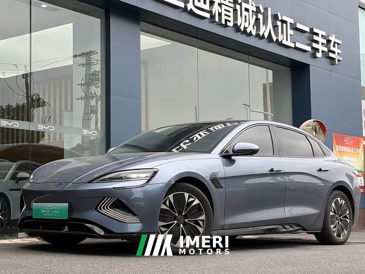 BYD Dolphin 550km Standard Range RWD Luxury - ავტომობილი ჩინეთიდან