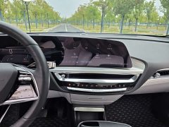 Cadillac IQ Ruige Rear-Wheel Drive Standard Range Luxury Edition - ფოტო 17
