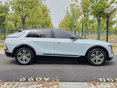 Cadillac IQ Ruige Rear-Wheel Drive Standard Range Luxury Edition - ფოტო 8