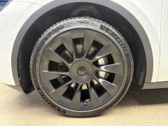 Tesla Model Y Long Range All-Wheel Drive 3D7 - ფოტო 14