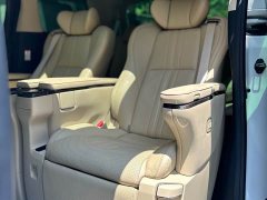 Toyota Alphard 2021 Hybrid 2.5L Premium Edition - ფოტო 11