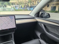 Tesla Model Y Standard Range RWD - ფოტო 16