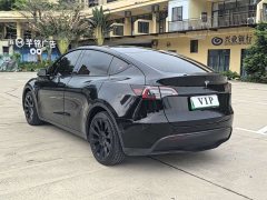 Tesla Model Y Standard Range RWD - ფოტო 5