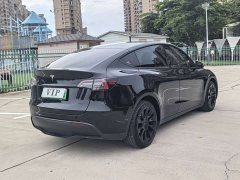 Tesla Model Y Standard Range RWD - ფოტო 7