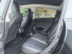Tesla Model Y Standard Range RWD - ფოტო 9