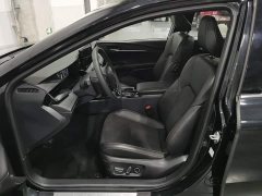 Toyota Camry 2.0S Sport - ფოტო 10