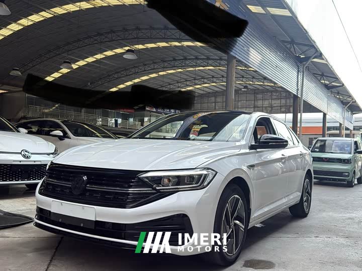 Volkswagen Sagitar 300TSI DSG Excellence Edition - ავტომობილი ჩინეთიდან