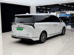Buick GL8 New Energy Luxe Premium 7-Seater - ფოტო 13