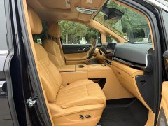 Voyah Lantu Dreamchaser PHEV AWD Luxury Qiankun Edition - ფოტო 12