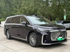 Voyah Lantu Dreamchaser PHEV AWD Luxury Qiankun Edition - ფოტო 3